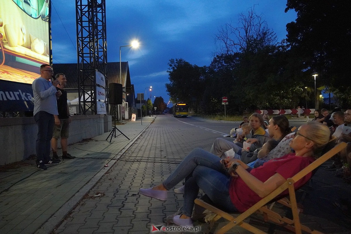 Kino letnie w Ostrołęce. Seans na osiedlu Stacja [29.08.2023] - zdjęcie #23 - eOstroleka.pl