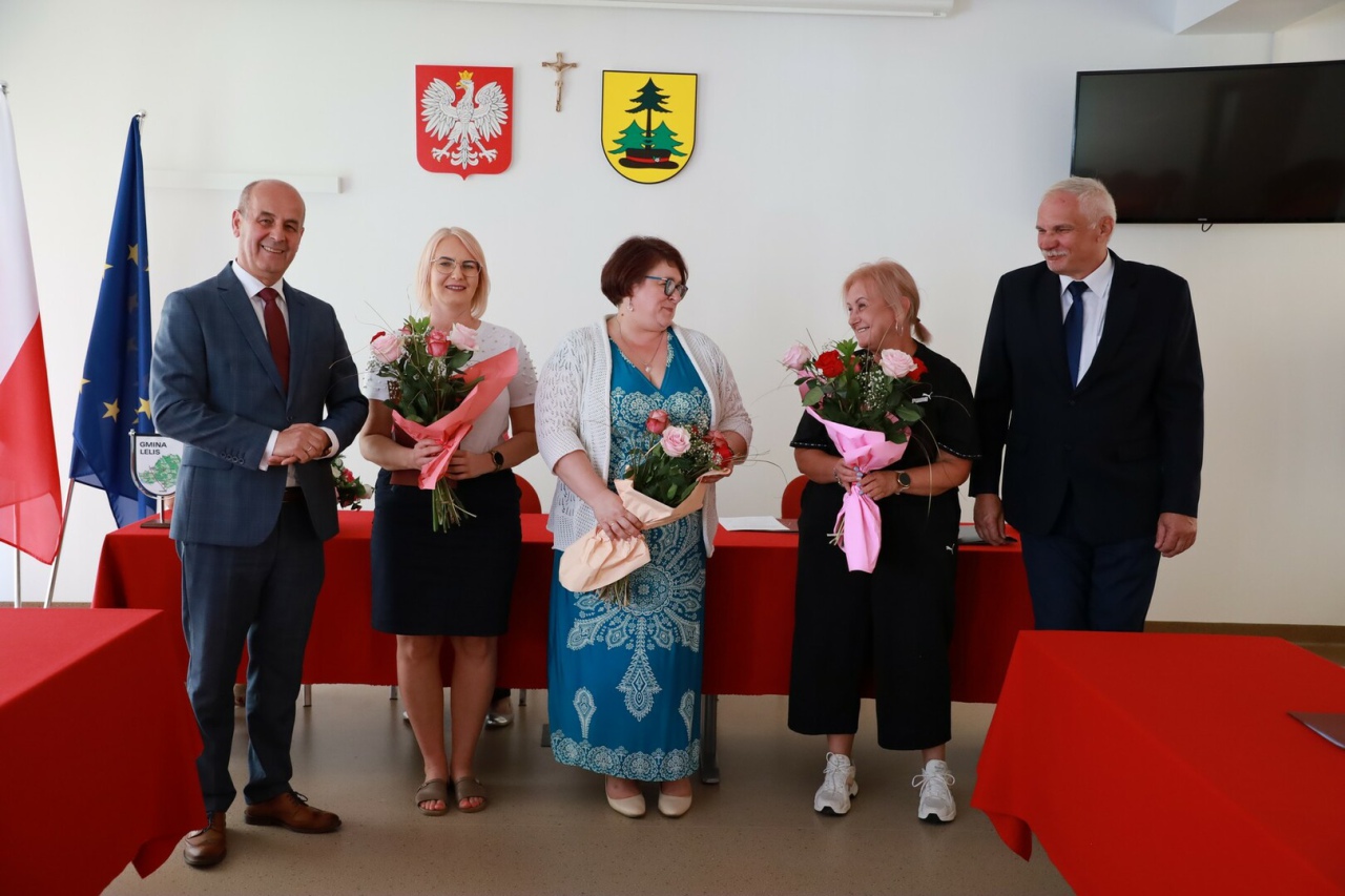Nominacje nauczycielskie w gminie Lelis [30.08.2023] - zdjęcie #8 - eOstroleka.pl