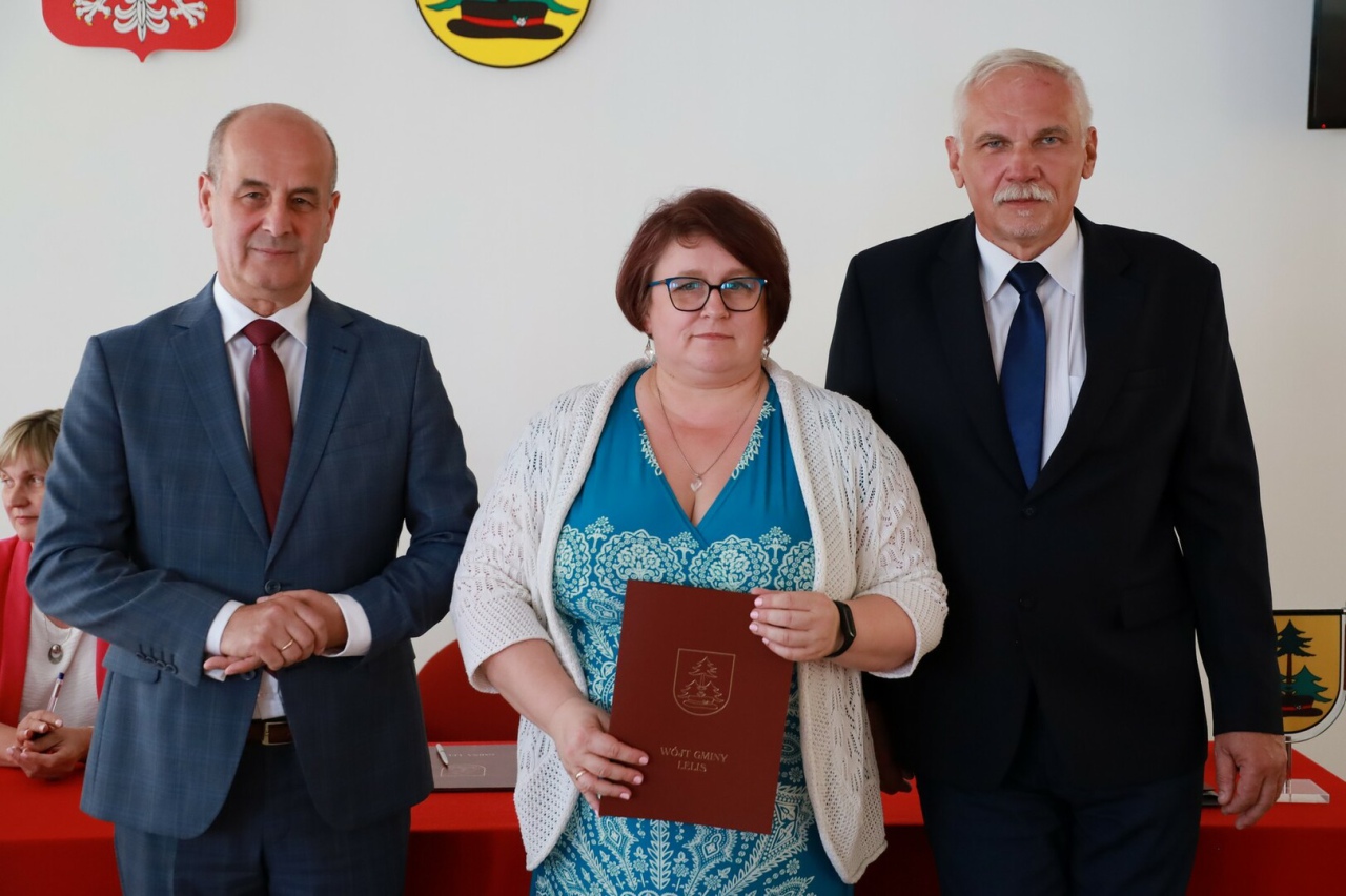 Nominacje nauczycielskie w gminie Lelis [30.08.2023] - zdjęcie #16 - eOstroleka.pl