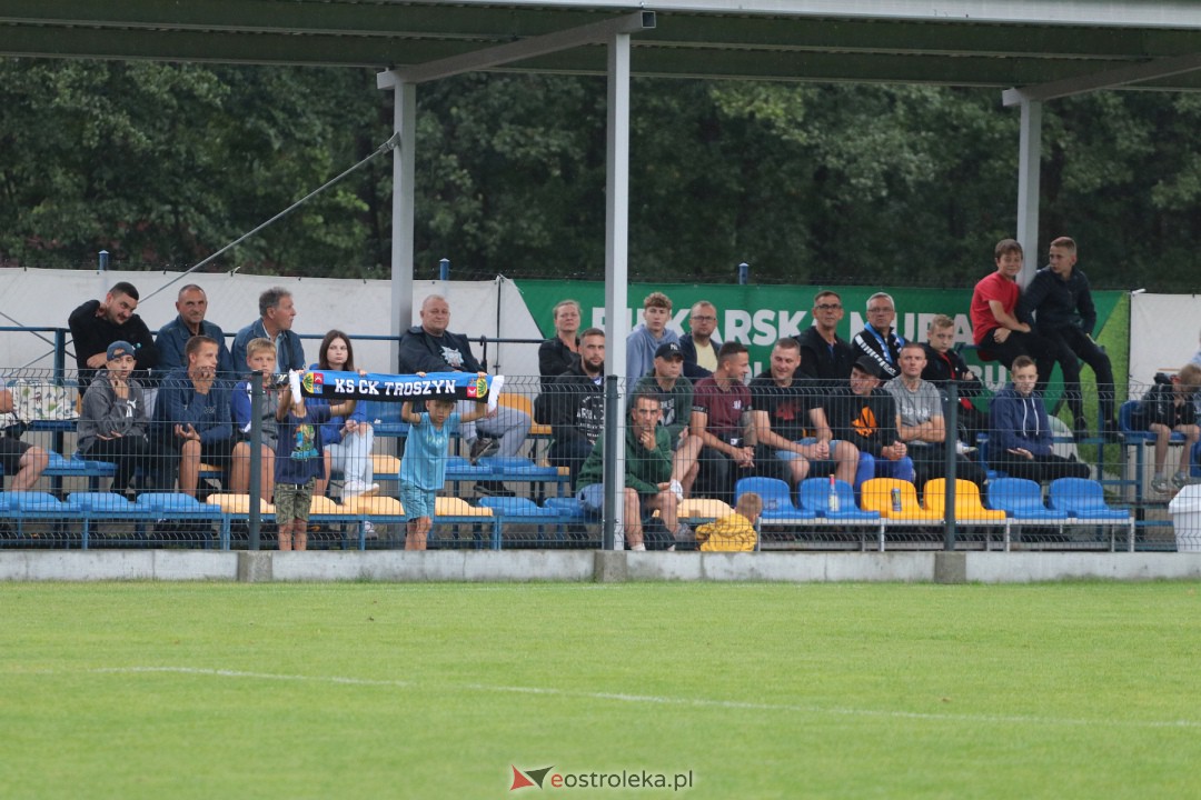 KS CK Troszyn - Błonianka Błonie [30.08.2023] - zdjęcie #1 - eOstroleka.pl