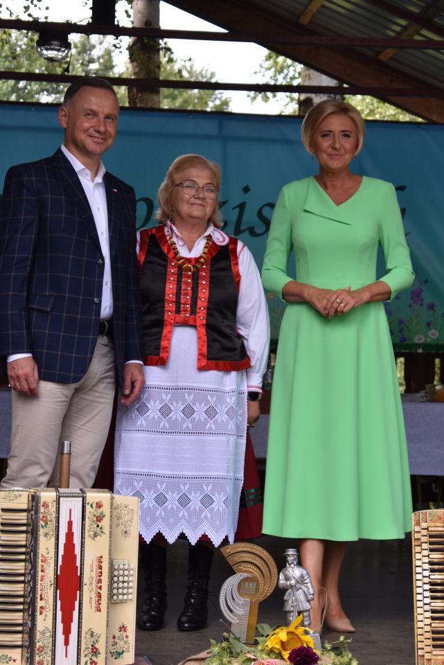 Prezydent Andrzej Duda z wizytą w Łodziskach w gminie Lelis [31.08.2023] - zdjęcie #3 - eOstroleka.pl