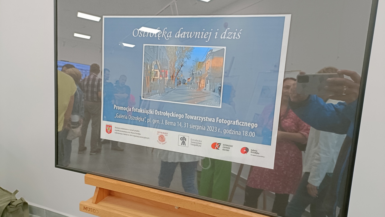 Ostrołęka dawniej i dziś. Promocja fotoksiążki [31.08.2023] - zdjęcie #24 - eOstroleka.pl