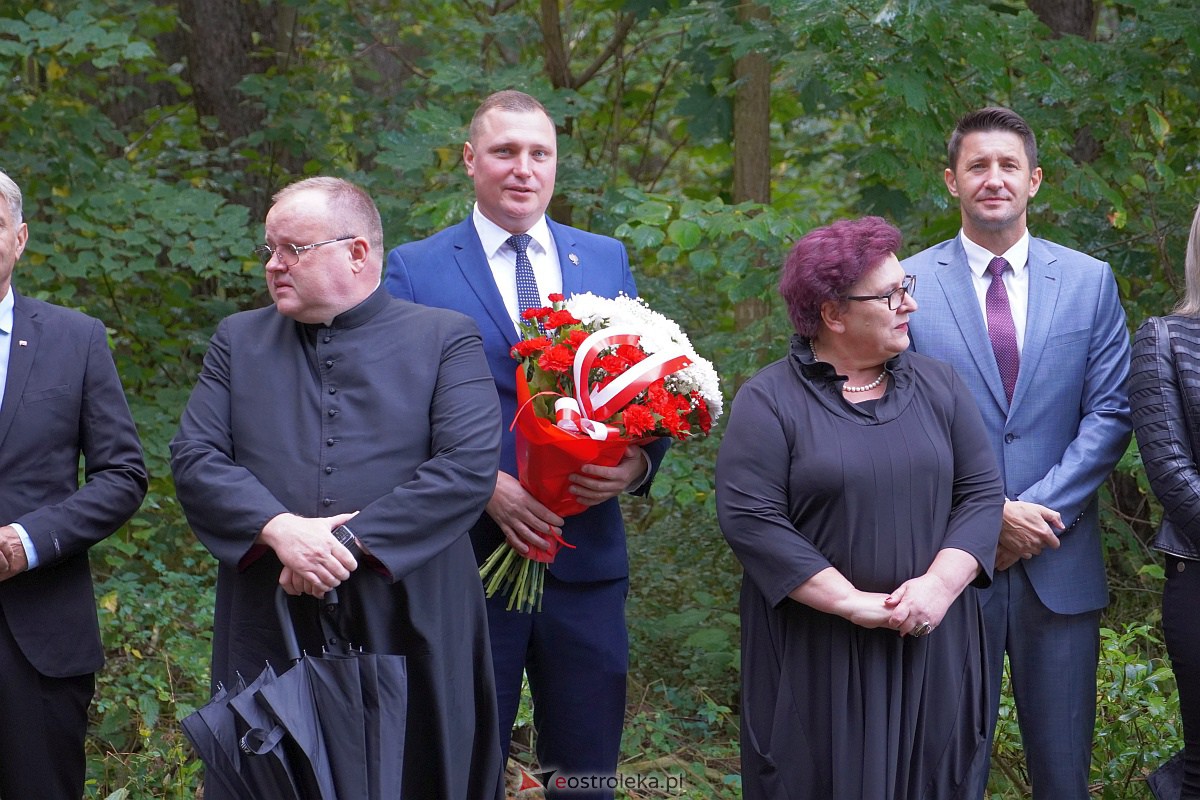 Obchody 84. rocznicy wybuchu II wojny światowej w Ostrołęce [1.09.2023] - zdjęcie #87 - eOstroleka.pl