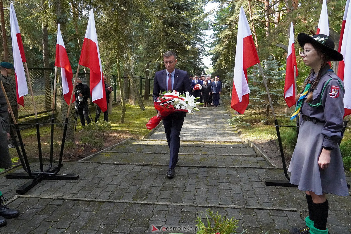 Obchody 84. rocznicy wybuchu II wojny światowej w Ostrołęce [1.09.2023] - zdjęcie #34 - eOstroleka.pl