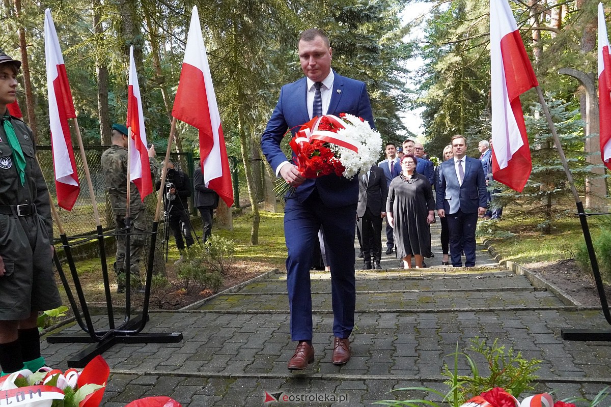 Obchody 84. rocznicy wybuchu II wojny światowej w Ostrołęce [1.09.2023] - zdjęcie #53 - eOstroleka.pl