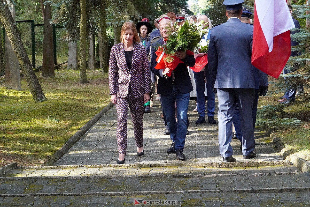 Obchody 84. rocznicy wybuchu II wojny światowej w Ostrołęce [1.09.2023] - zdjęcie #43 - eOstroleka.pl