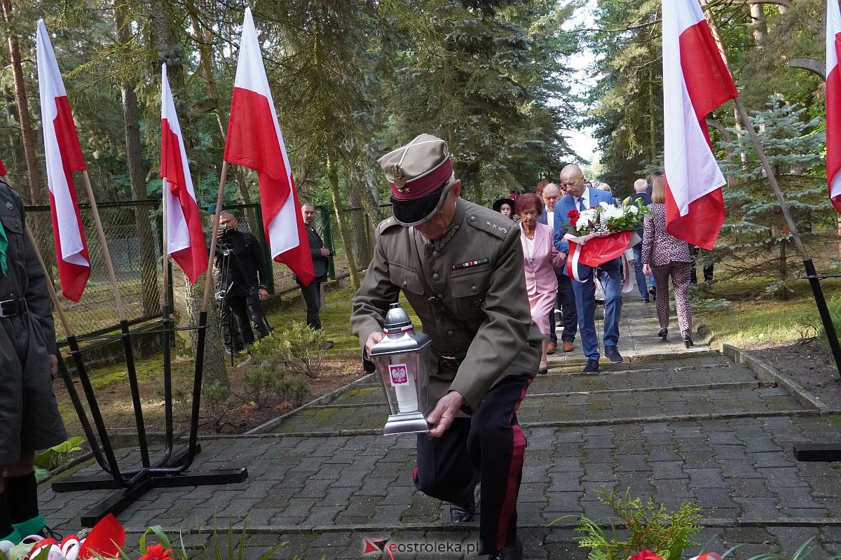 Obchody 84. rocznicy wybuchu II wojny światowej w Ostrołęce [1.09.2023] - zdjęcie #39 - eOstroleka.pl