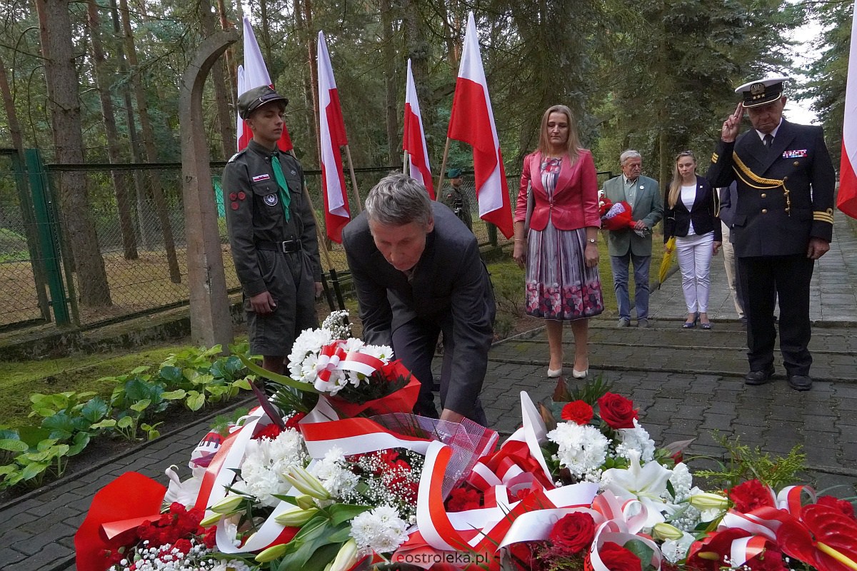 Obchody 84. rocznicy wybuchu II wojny światowej w Ostrołęce [1.09.2023] - zdjęcie #17 - eOstroleka.pl