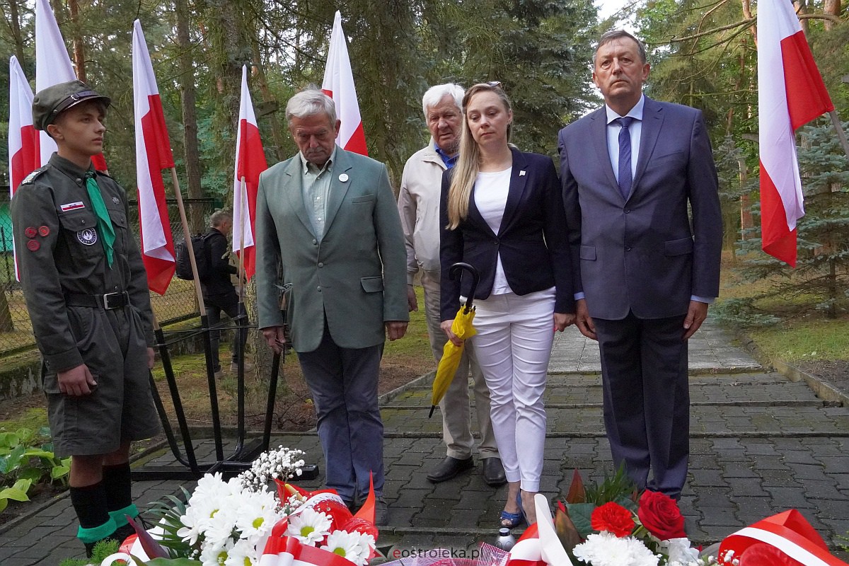 Obchody 84. rocznicy wybuchu II wojny światowej w Ostrołęce [1.09.2023] - zdjęcie #9 - eOstroleka.pl