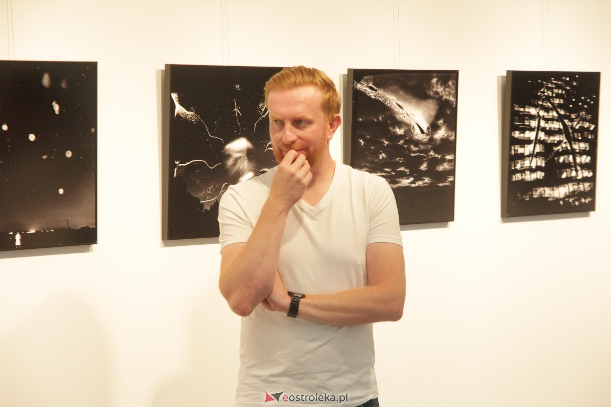 Wernisaż wystawy: Chwila, moment, życie w obrazie [01.09.2023] - zdjęcie #6 - eOstroleka.pl