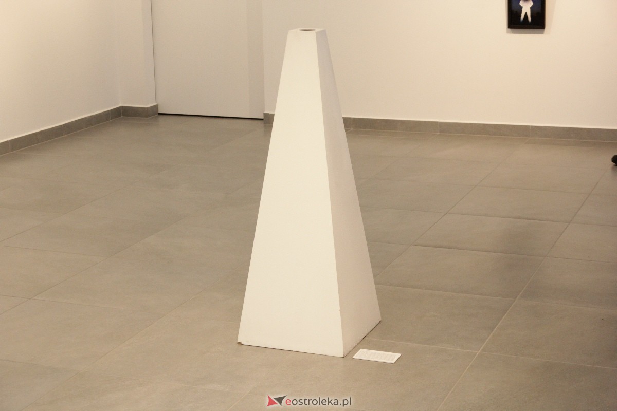 Wernisaż wystawy: Chwila, moment, życie w obrazie [01.09.2023] - zdjęcie #4 - eOstroleka.pl