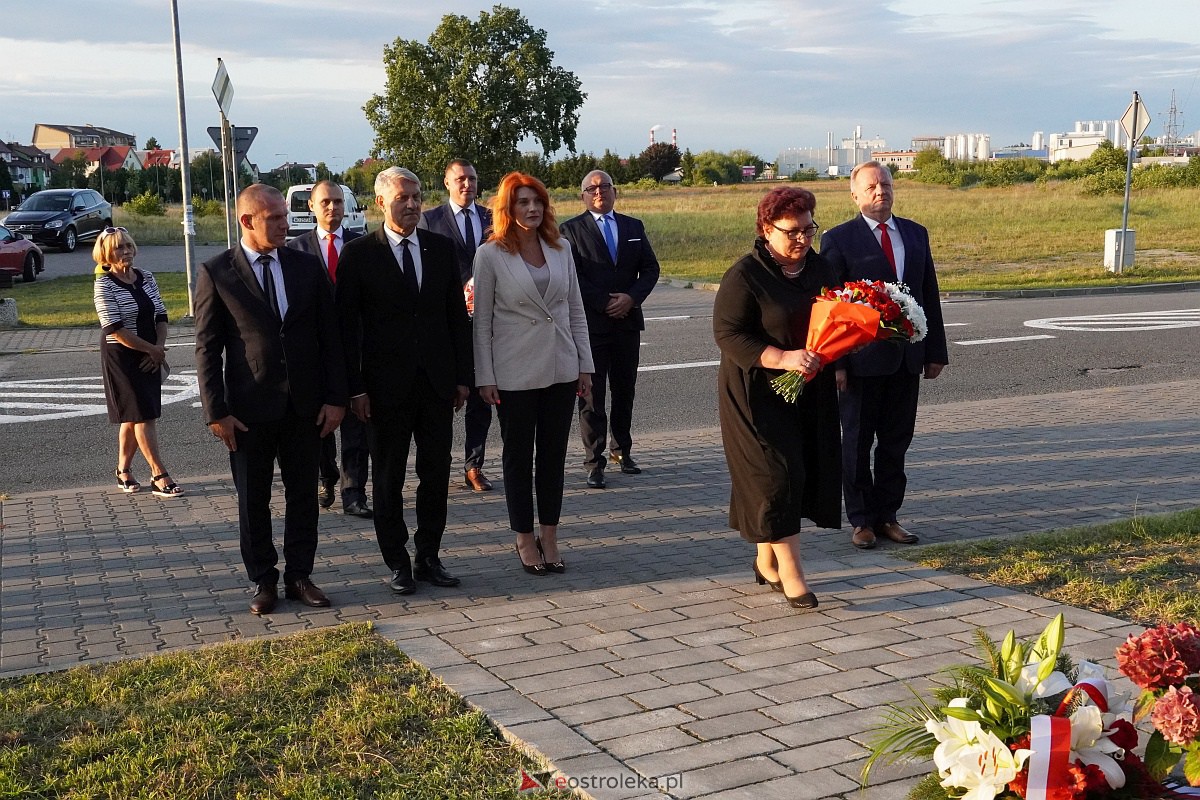 Obchody 84. rocznicy wybuchu II wojny światowej w Ostrołęce [1.09.2023] - zdjęcie #17 - eOstroleka.pl