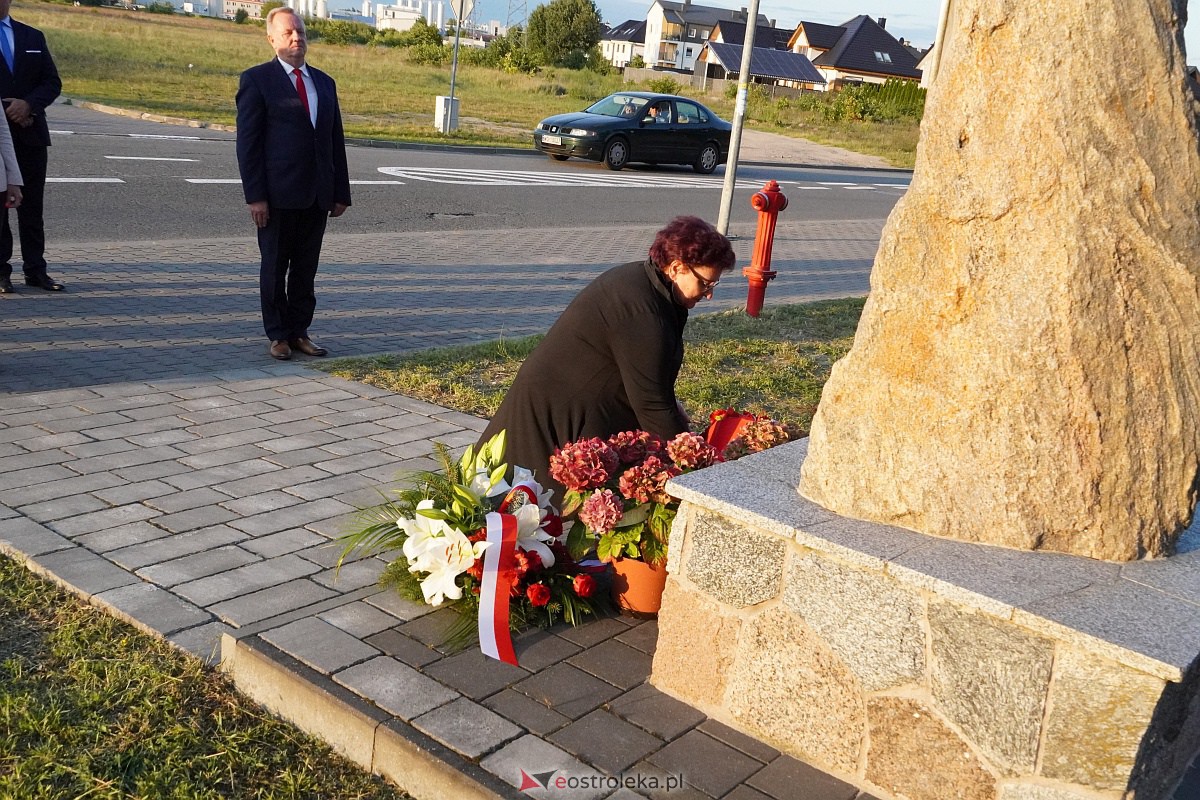Obchody 84. rocznicy wybuchu II wojny światowej w Ostrołęce [1.09.2023] - zdjęcie #15 - eOstroleka.pl