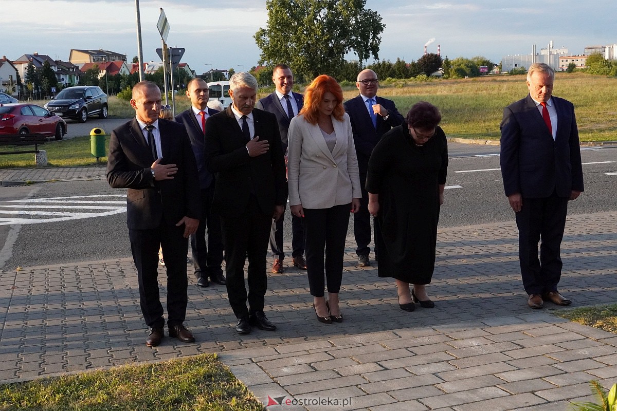 Obchody 84. rocznicy wybuchu II wojny światowej w Ostrołęce [1.09.2023] - zdjęcie #14 - eOstroleka.pl