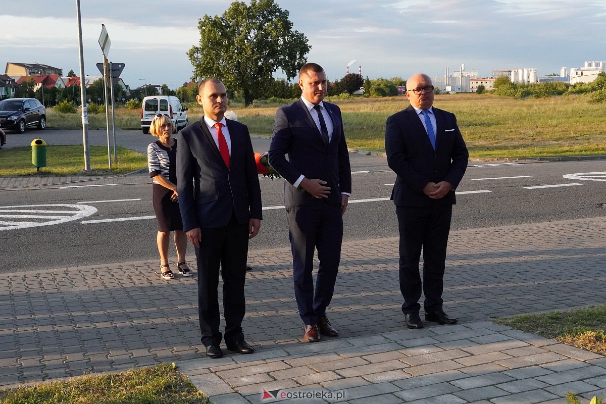Obchody 84. rocznicy wybuchu II wojny światowej w Ostrołęce [1.09.2023] - zdjęcie #9 - eOstroleka.pl