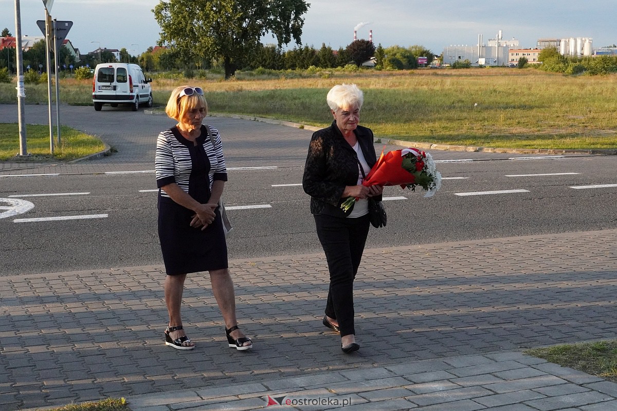 Obchody 84. rocznicy wybuchu II wojny światowej w Ostrołęce [1.09.2023] - zdjęcie #7 - eOstroleka.pl