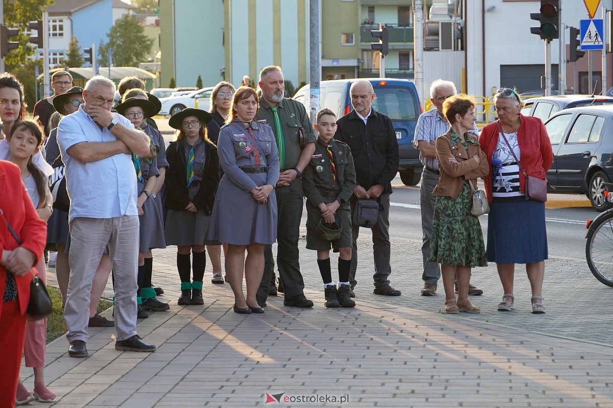 Obchody 84. rocznicy wybuchu II wojny światowej w Ostrołęce [1.09.2023] - zdjęcie #1 - eOstroleka.pl