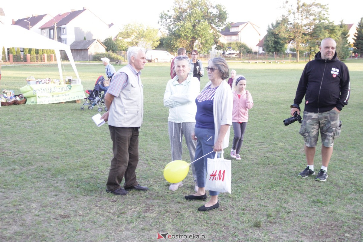 Pszczoły na Leśnym [01.09.2023] - zdjęcie #6 - eOstroleka.pl