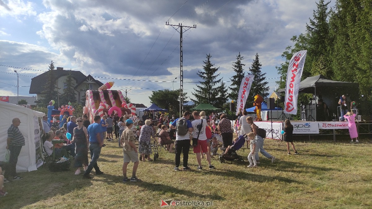 Festyn rodzinny na osiedlu Łazek [02.09.2023] - zdjęcie #18 - eOstroleka.pl