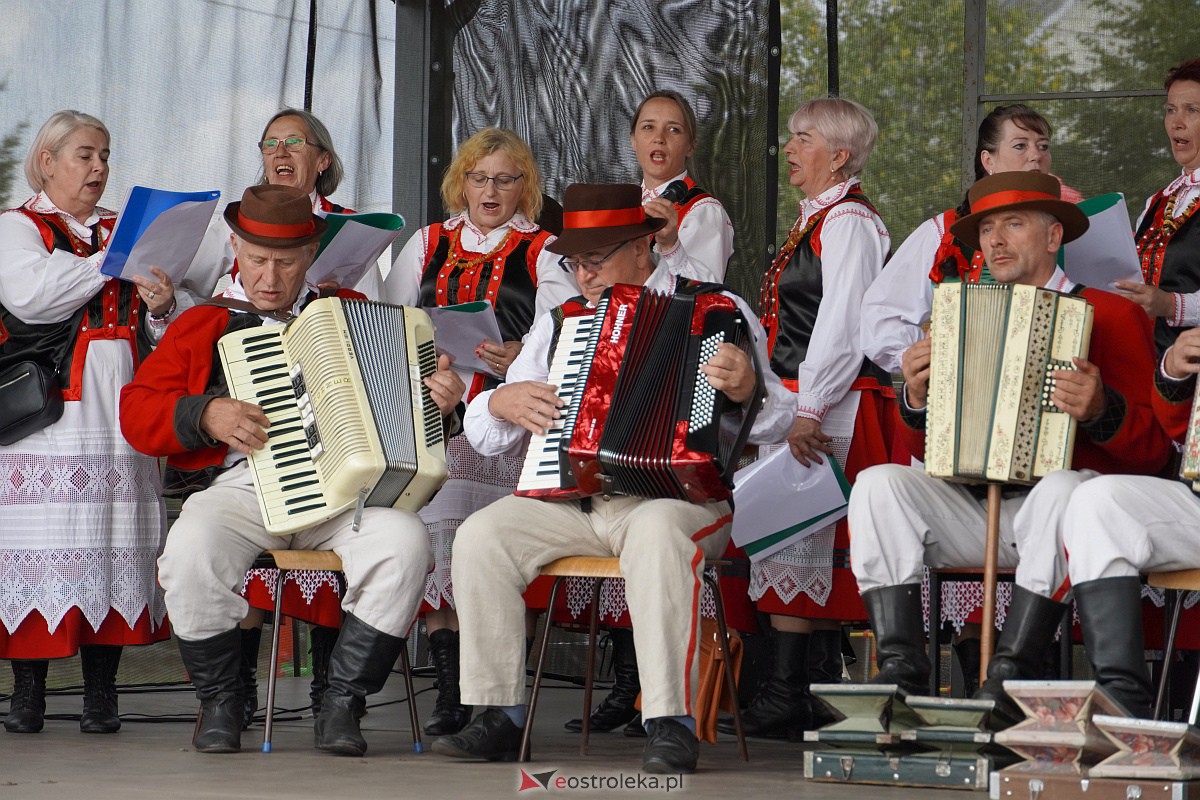 Piknik “Mlekiem i Miodem” w Łęgu Przedmiejskim [2.09.2023] - zdjęcie #21 - eOstroleka.pl