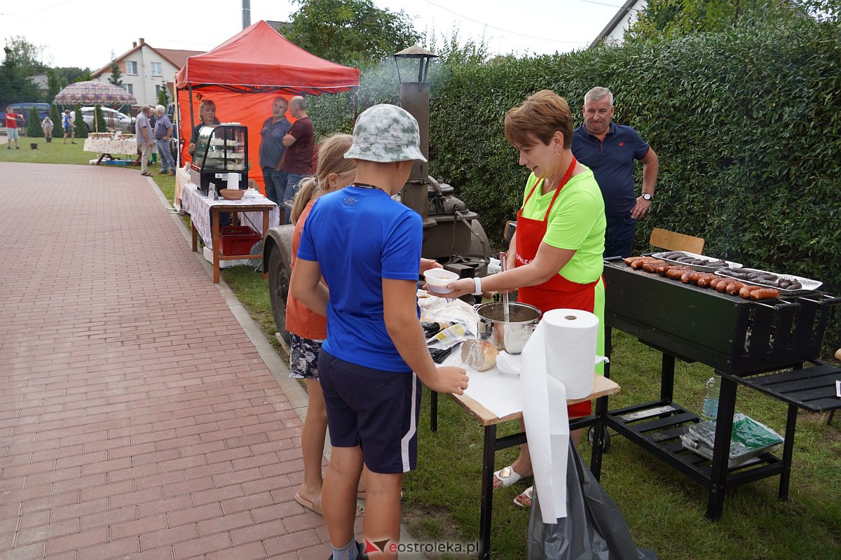 Piknik “Mlekiem i Miodem” w Łęgu Przedmiejskim [2.09.2023] - zdjęcie #45 - eOstroleka.pl