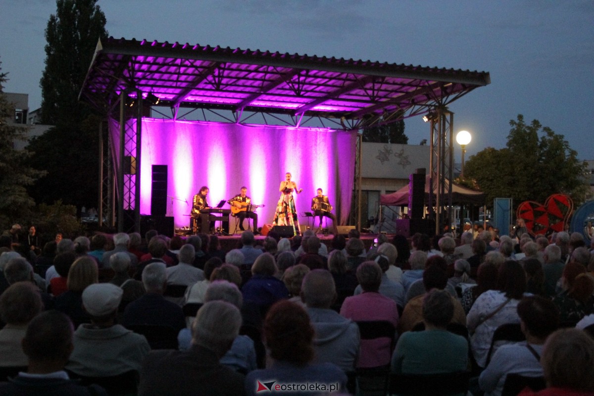 VIII Festiwal Muzyczny Ostrołęckie Operalia - Muzyka Południa, koncert na Placu Wolności w Ostrołęce [02.09.2023] - zdjęcie #4 - eOstroleka.pl