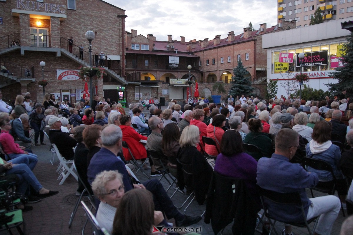 VIII Festiwal Muzyczny Ostrołęckie Operalia - Muzyka Południa, koncert na Placu Wolności w Ostrołęce [02.09.2023] - zdjęcie #44 - eOstroleka.pl