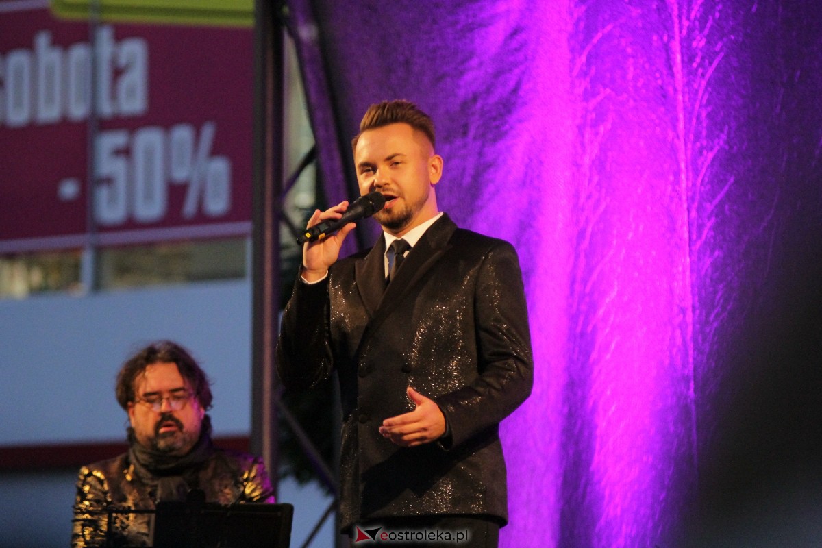 VIII Festiwal Muzyczny Ostrołęckie Operalia - Muzyka Południa, koncert na Placu Wolności w Ostrołęce [02.09.2023] - zdjęcie #9 - eOstroleka.pl