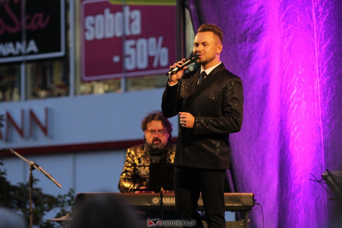 VIII Festiwal Muzyczny Ostrołęckie Operalia - Muzyka Południa, koncert na Placu Wolności w Ostrołęce [02.09.2023] - zdjęcie #8 - eOstroleka.pl