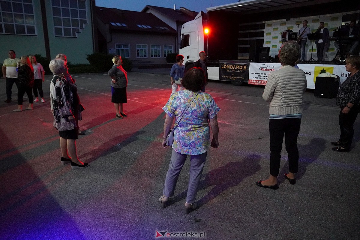 Lelis. Potańcówka wiejska w ramach cyklu #WeWsiObok  [2.09.2023] - zdjęcie #27 - eOstroleka.pl