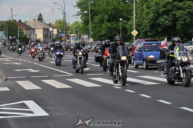 4 Zlot Motocyklowy - parada (21.05.2011) - zdjęcie #44 - eOstroleka.pl