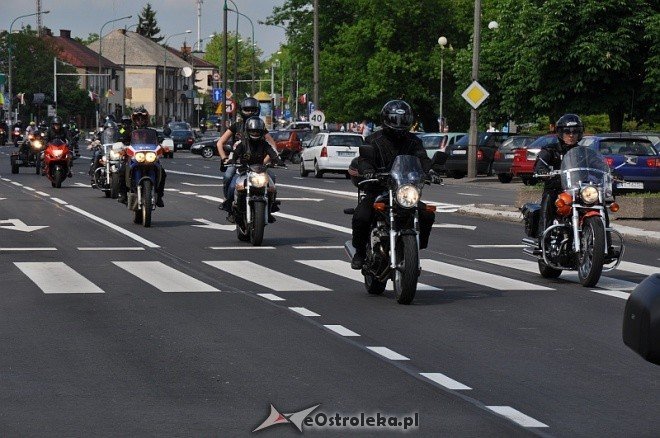 4 Zlot Motocyklowy - parada (21.05.2011) - zdjęcie #30 - eOstroleka.pl