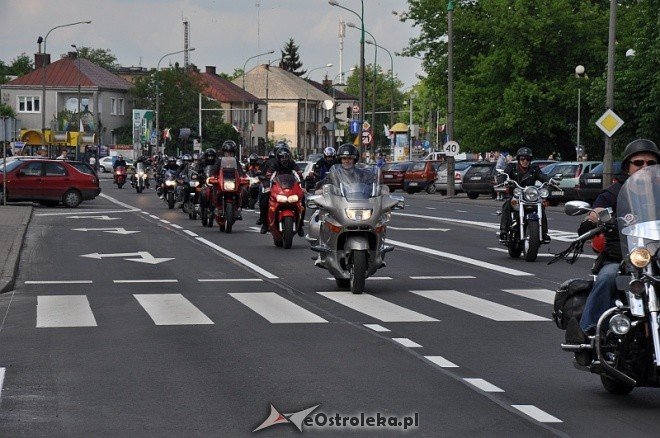 4 Zlot Motocyklowy - parada (21.05.2011) - zdjęcie #20 - eOstroleka.pl