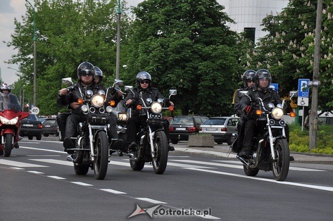 4 Zlot Motocyklowy - parada (21.05.2011) - zdjęcie #16 - eOstroleka.pl