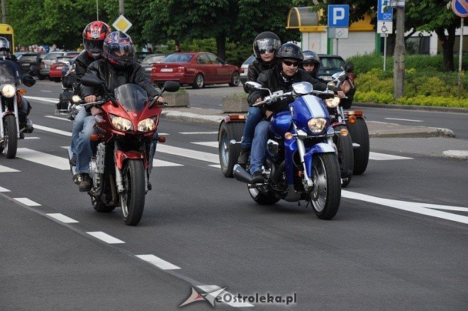 4 Zlot Motocyklowy - parada (21.05.2011) - zdjęcie #2 - eOstroleka.pl