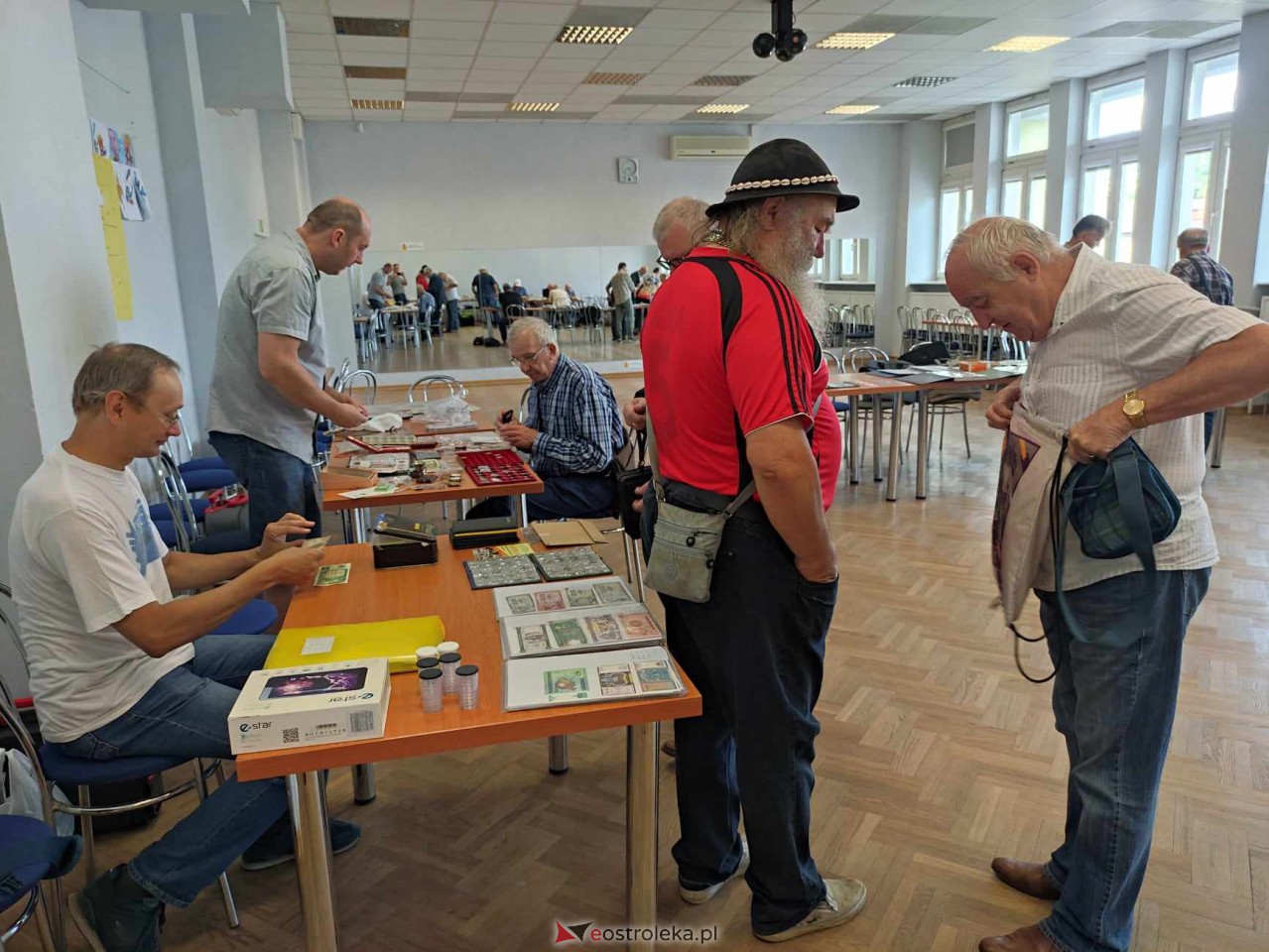 Co po wakacjach słychać u ostrołęckich kolekcjonerów? Zaglądamy na ich giełdę [3.09.2023] - zdjęcie #23 - eOstroleka.pl