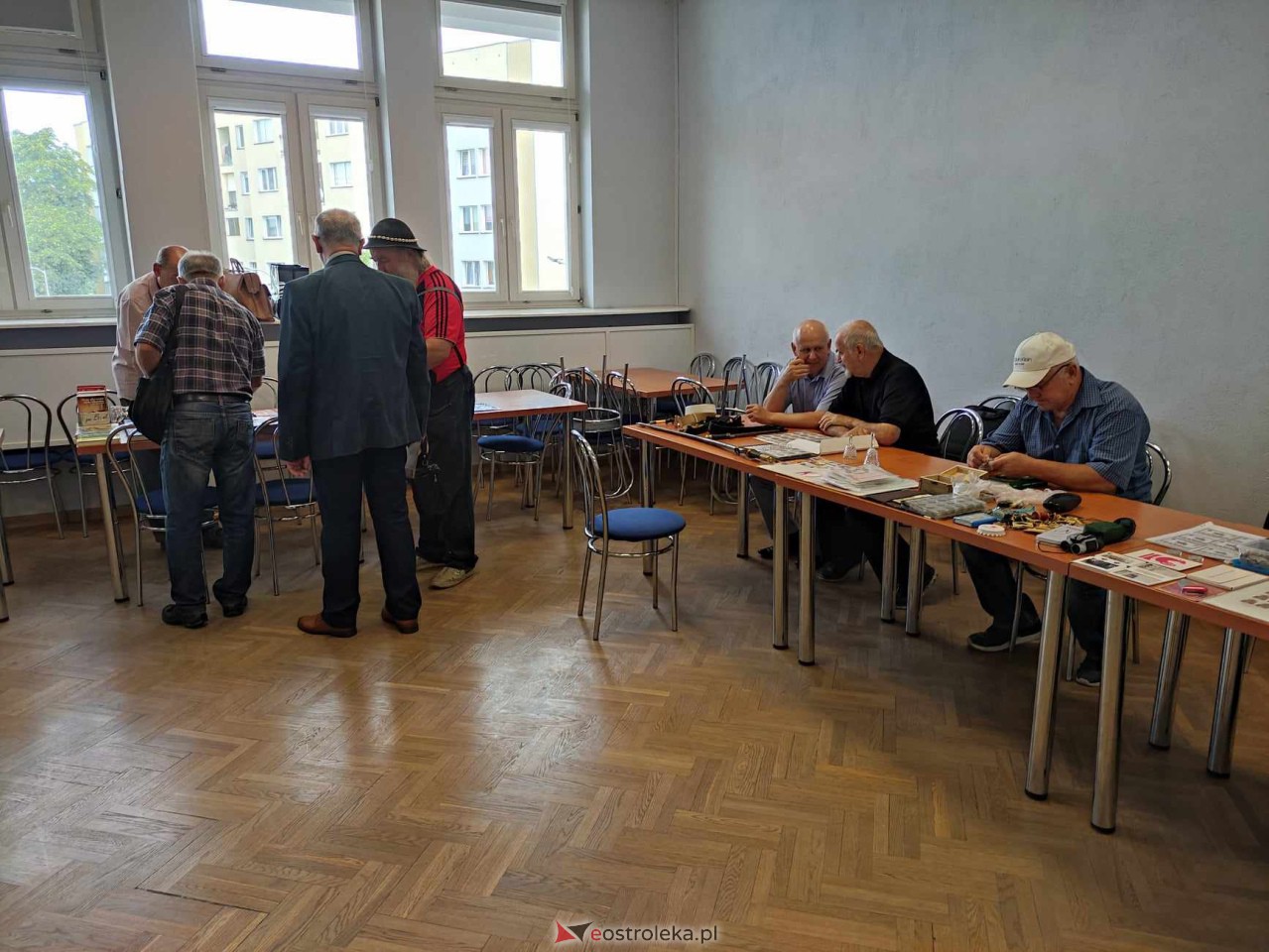 Co po wakacjach słychać u ostrołęckich kolekcjonerów? Zaglądamy na ich giełdę [3.09.2023] - zdjęcie #11 - eOstroleka.pl