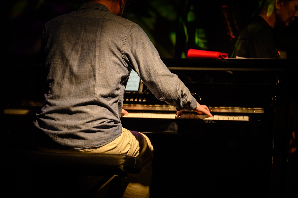 Anna Maria Jopek w Multimedialnym Centrum Natura [02.09.2023] - zdjęcie #5 - eOstroleka.pl