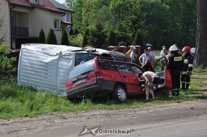 Wypadek w Tobolicach (21.05.2011) - zdjęcie #3 - eOstroleka.pl