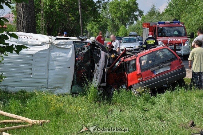 Wypadek w Tobolicach (21.05.2011) - zdjęcie #6 - eOstroleka.pl