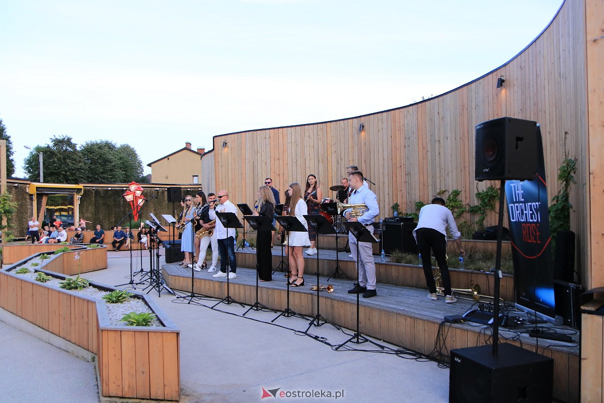 Muzyczne Lato w tężni - The Orchestrose [03.09.2023] - zdjęcie #53 - eOstroleka.pl