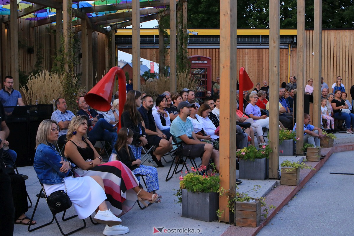 Muzyczne Lato w tężni - The Orchestrose [03.09.2023] - zdjęcie #34 - eOstroleka.pl
