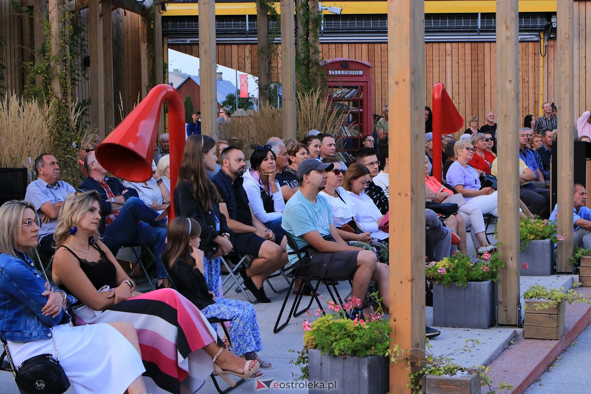 Muzyczne Lato w tężni - The Orchestrose [03.09.2023] - zdjęcie #32 - eOstroleka.pl