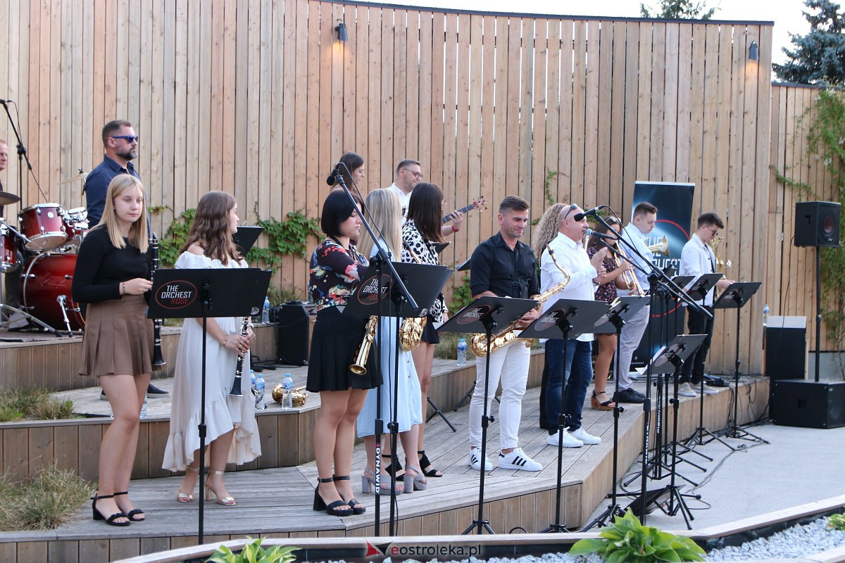 Muzyczne Lato w tężni - The Orchestrose [03.09.2023] - zdjęcie #16 - eOstroleka.pl