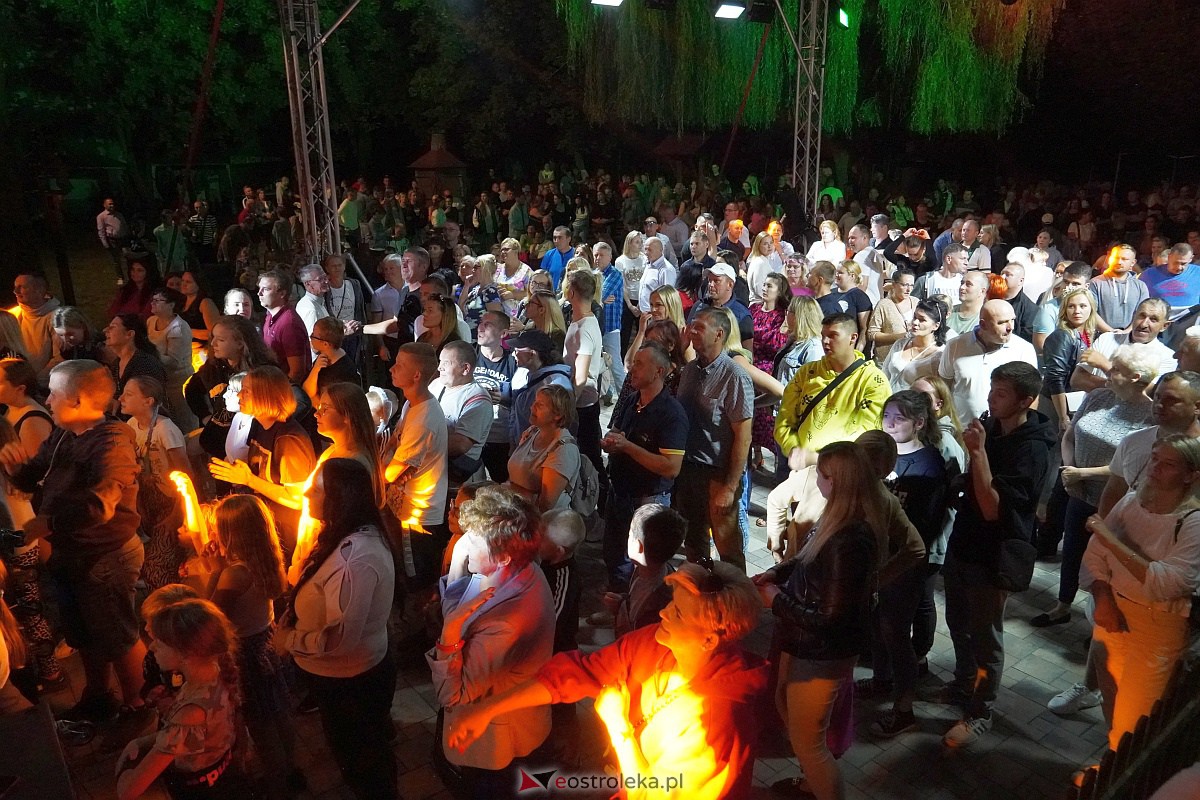 Zabawa dożynkowa w Troszynie. Wśród gwiazd News i Mejk [3.09.2023] - zdjęcie #145 - eOstroleka.pl