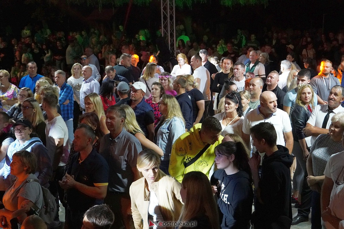 Zabawa dożynkowa w Troszynie. Wśród gwiazd News i Mejk [3.09.2023] - zdjęcie #144 - eOstroleka.pl