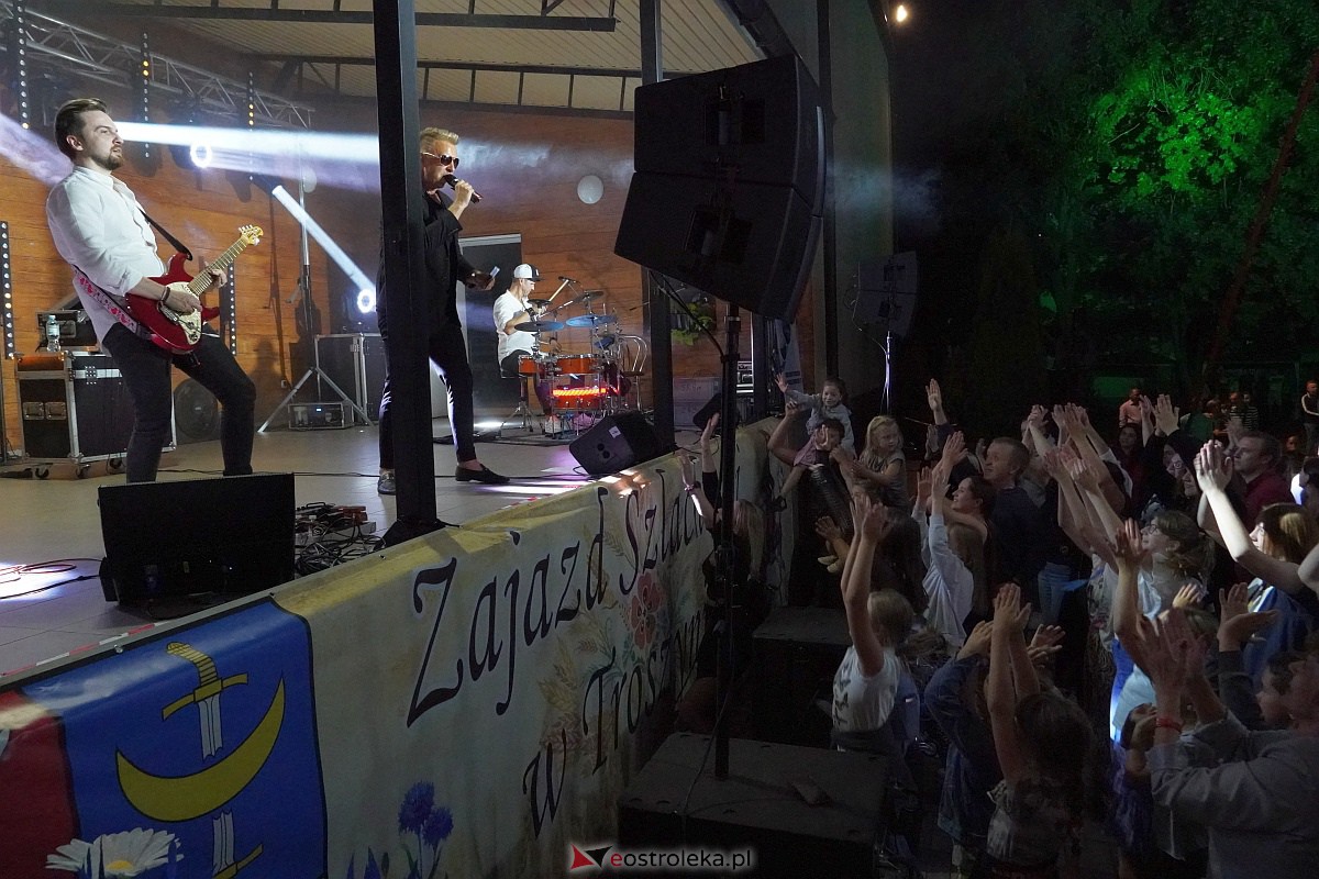 Zabawa dożynkowa w Troszynie. Wśród gwiazd News i Mejk [3.09.2023] - zdjęcie #138 - eOstroleka.pl