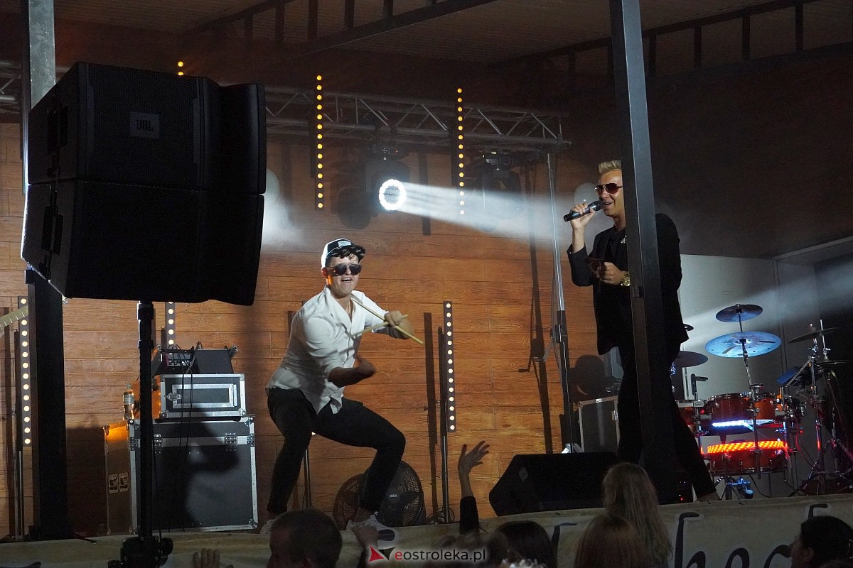 Zabawa dożynkowa w Troszynie. Wśród gwiazd News i Mejk [3.09.2023] - zdjęcie #135 - eOstroleka.pl