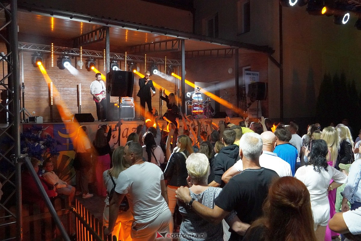 Zabawa dożynkowa w Troszynie. Wśród gwiazd News i Mejk [3.09.2023] - zdjęcie #126 - eOstroleka.pl