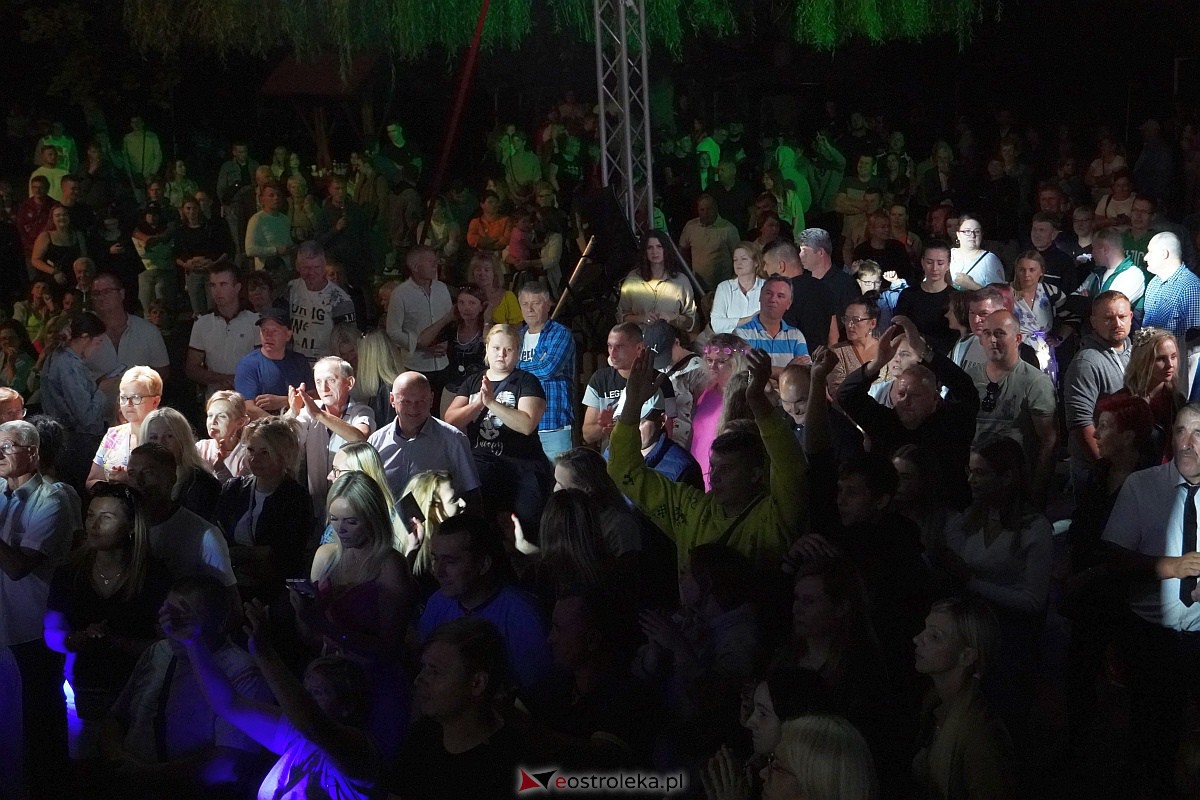 Zabawa dożynkowa w Troszynie. Wśród gwiazd News i Mejk [3.09.2023] - zdjęcie #104 - eOstroleka.pl
